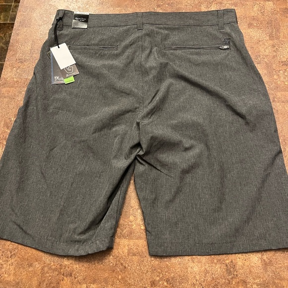 Burnside shorts - Picture 2 of 2